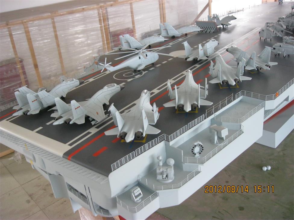 吉安辽宁舰模型